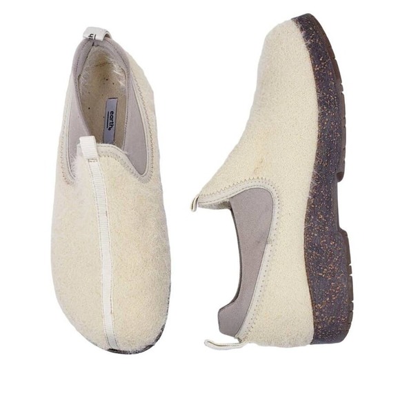 Earth Dream Catamount Slip On Clogs Women's 7 Natural Fuzzy Cream Comfort Shoe - Picture 2 of 14